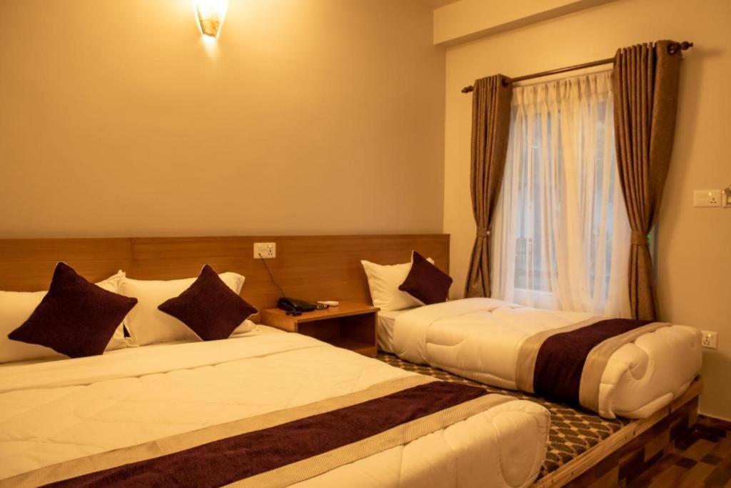 Rj-Residence Pokhara Eksteriør billede